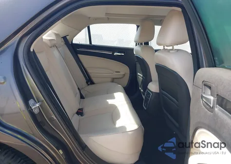 2018 Chrysler 300 Limited Awd из США, поврежденный, VIN 2C3CCAKG4JH304518